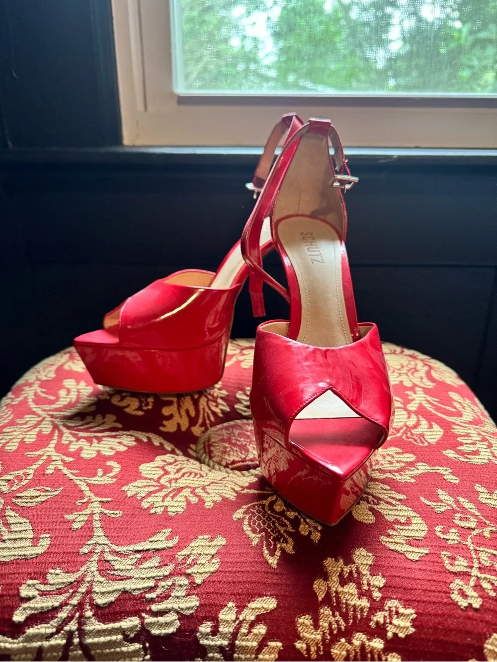 SCHUTZ Red Patent Peep-Toe Platform Sandals
